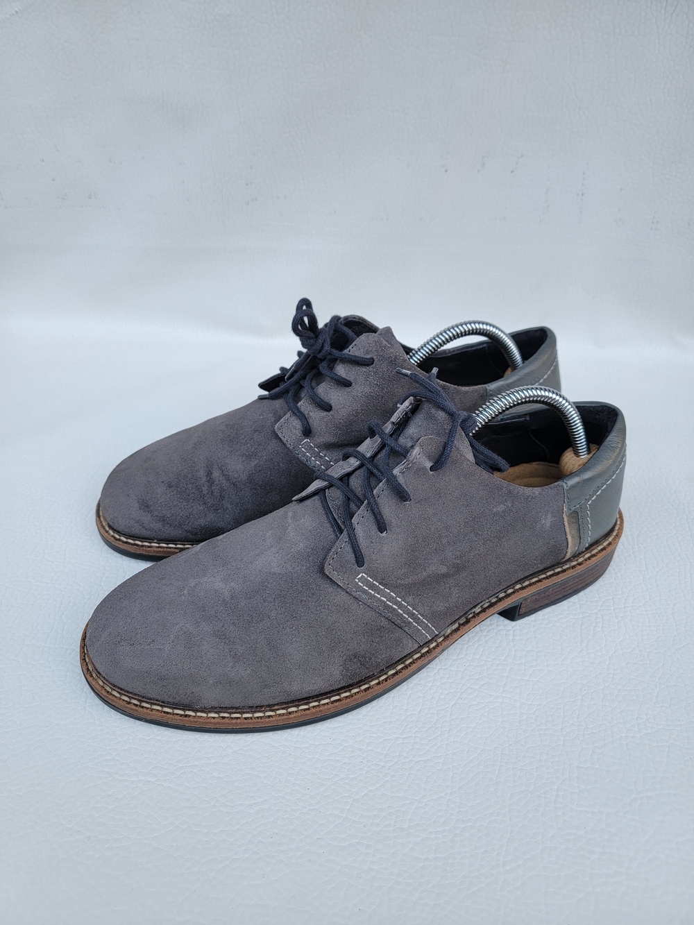Naot Men's Gray Suede Derby Shoes